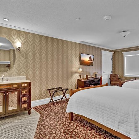 St James Hotel Red Wing Esterno foto