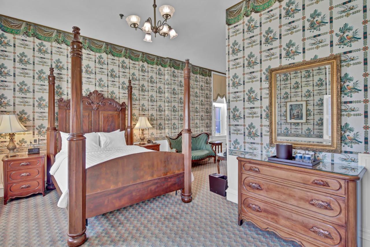 St James Hotel Red Wing Esterno foto