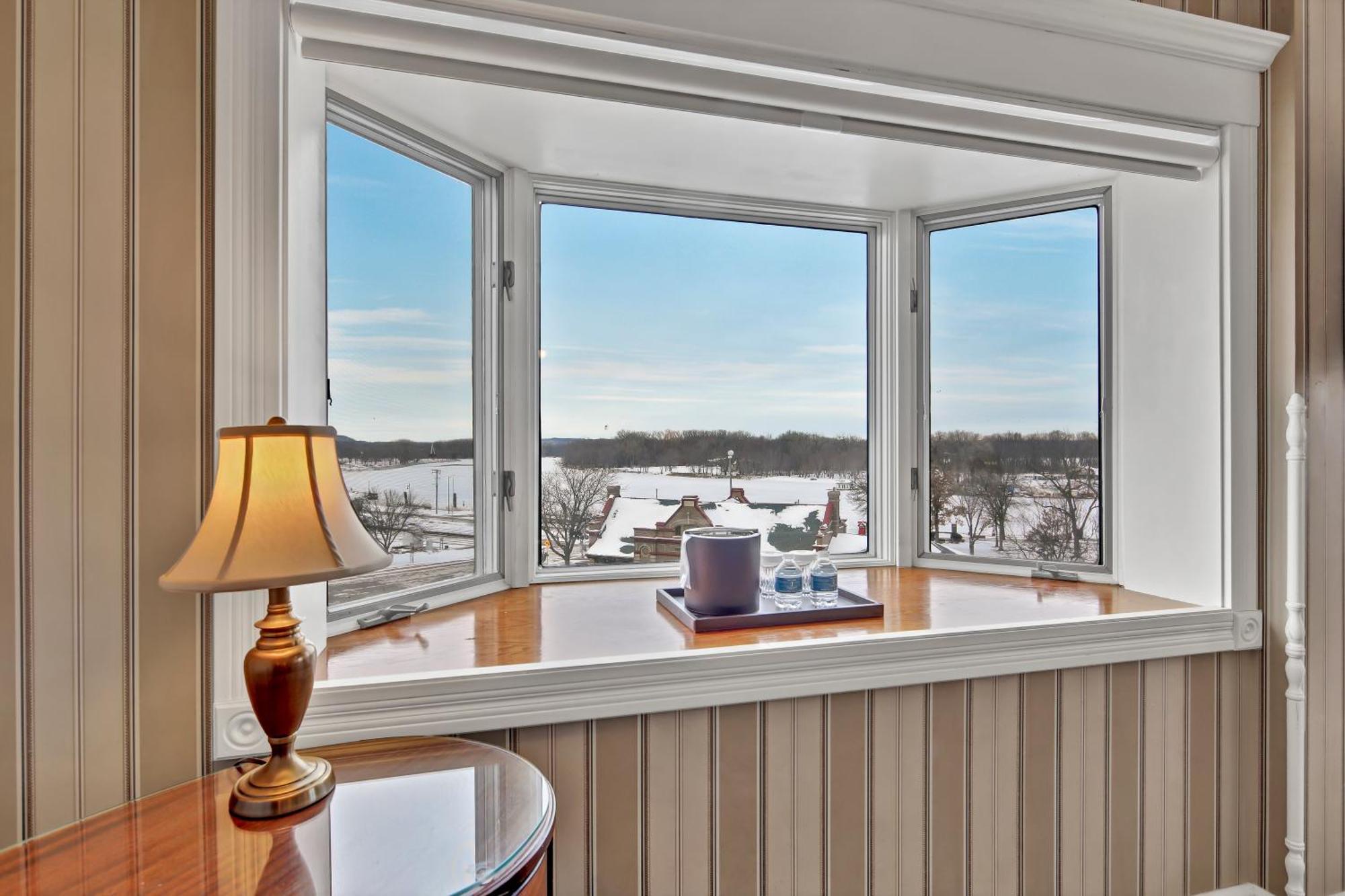 St James Hotel Red Wing Esterno foto