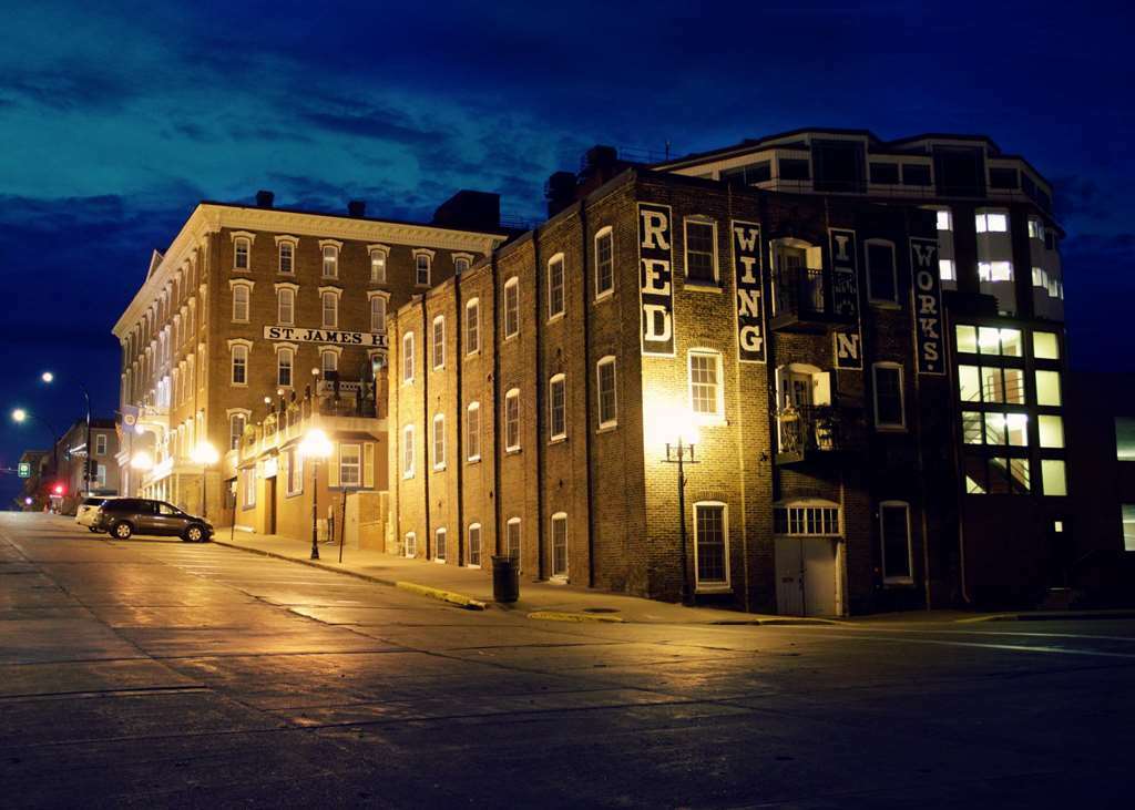St James Hotel Red Wing Esterno foto