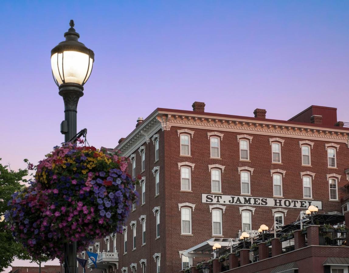 St James Hotel Red Wing Esterno foto
